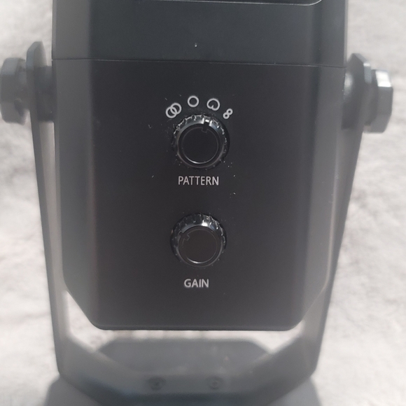 Yanmai SF-900 Microphone - Picture 2 of 5